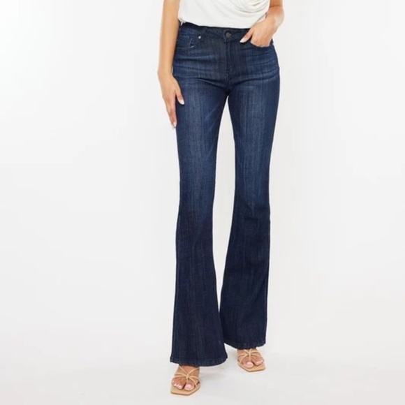 Women's Dark Wash KanCan Flaores - Picture 1 of 3